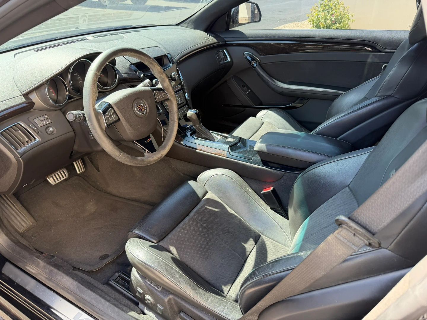 cadillac cts-v coupe 2013 1G6DV1EPXD0131024 image cadillac cts-v coupe 2013 1G6DV1EPXD0131024 image